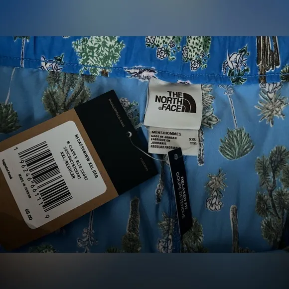 The North Face Class V Belted Trunk zippered cargo pockets blue cactus print NWT