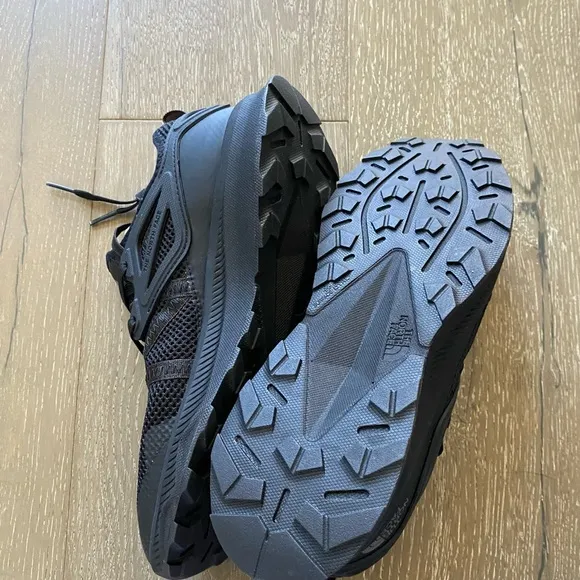 The North Face Men’s Oxeye hiking shoes