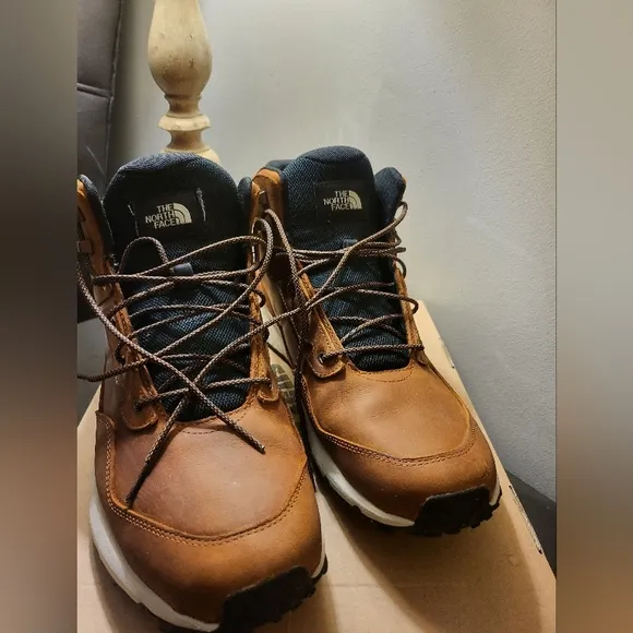 The North Face Men's Vals II Brown Mid Leather Waterproof Boots