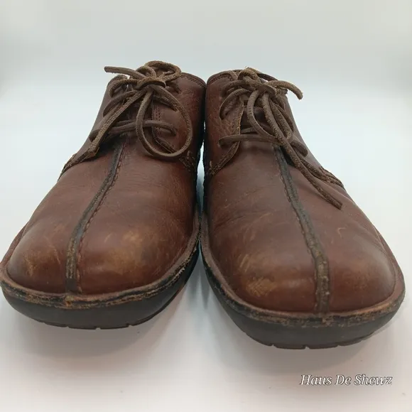 The walking companies men's shoes