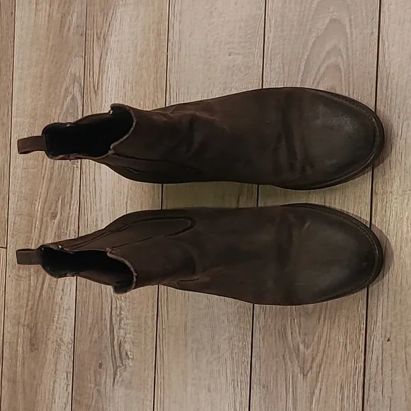 THURSDAY BOOT CO Dark Brown Matte Leather Sz 9.5 Mens Chelsea Slip‎ On Boots