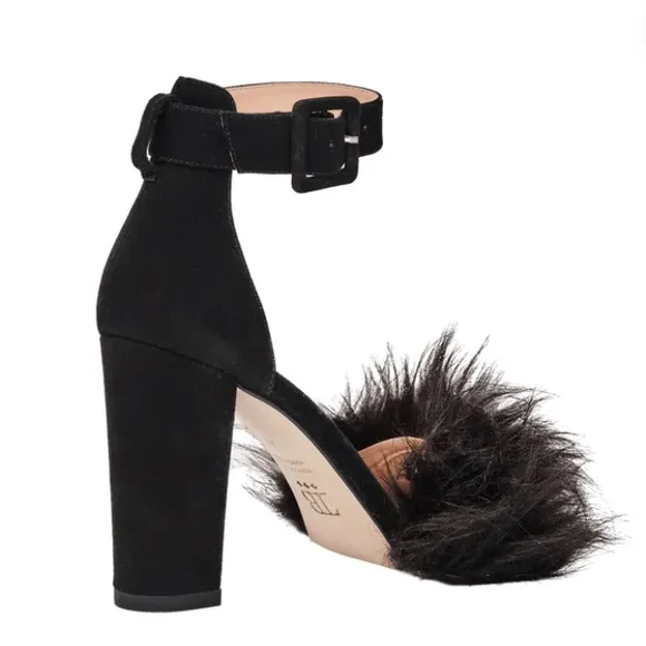 Tiannia Barnes Shoes 7