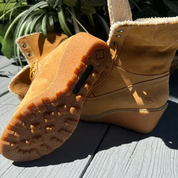 Timberland Amston Earthkeepers Beige Suede Wedge Boots Warm Weather Sport Wear