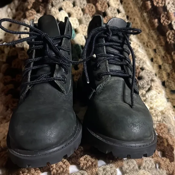 Timberland Black Leather Lace-Up combat Boots size 10 little boy/girl unisex 6”