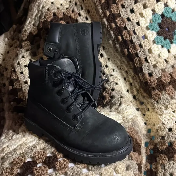 Timberland Black Leather Lace-Up combat Boots size 10 little boy/girl unisex 6”