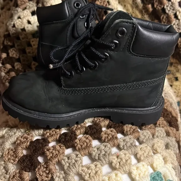 Timberland Black Leather Lace-Up combat Boots size 10 little boy/girl unisex 6”