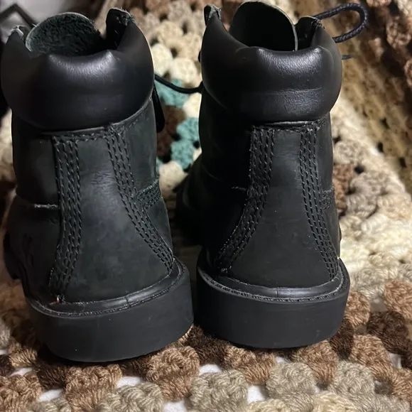 Timberland Black Leather Lace-Up combat Boots size 10 little boy/girl unisex 6”