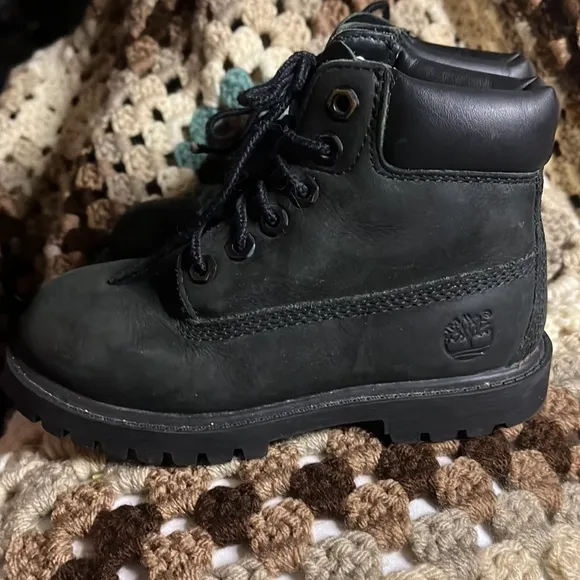 Timberland Black Leather Lace-Up combat Boots size 10 little boy/girl unisex 6”