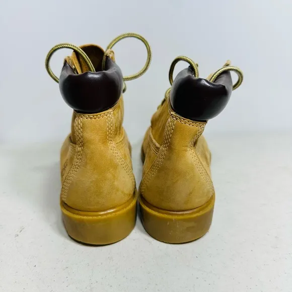 TIMBERLAND Boys Leather Hiking Field BOOTS Wheat Nubuck Size 4M Waterproof