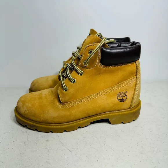 TIMBERLAND Boys Leather Hiking Field BOOTS Wheat Nubuck Size 4M Waterproof