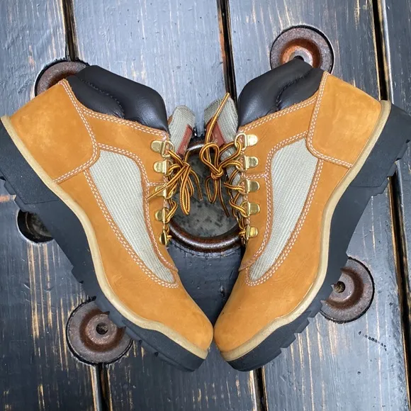 Timberland Field Boots in Wheat Nubuck