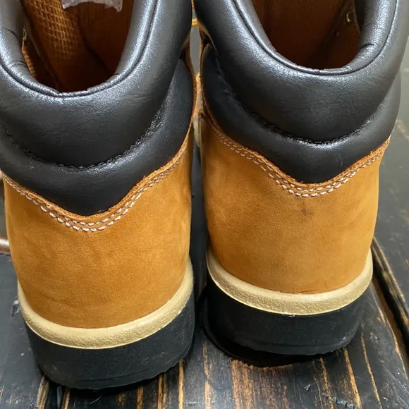 Timberland Field Boots in Wheat Nubuck