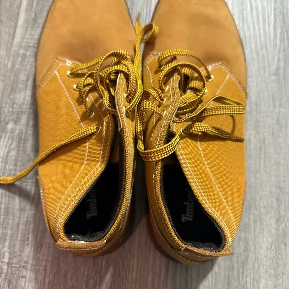 Timberland Men's Chukka Boots Size 10.5Durable Casual Style