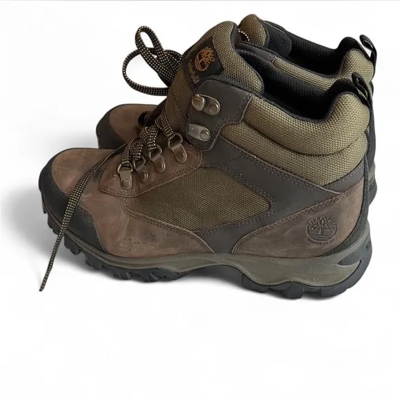 Timberland Mt. Maddsen Waterproof Mid Hiking Boots Men’s 8.5 Women’s 10