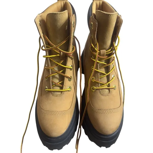 Timberland Sky 6-Inch Lace Up Wheat Nubuck Boots Size 7