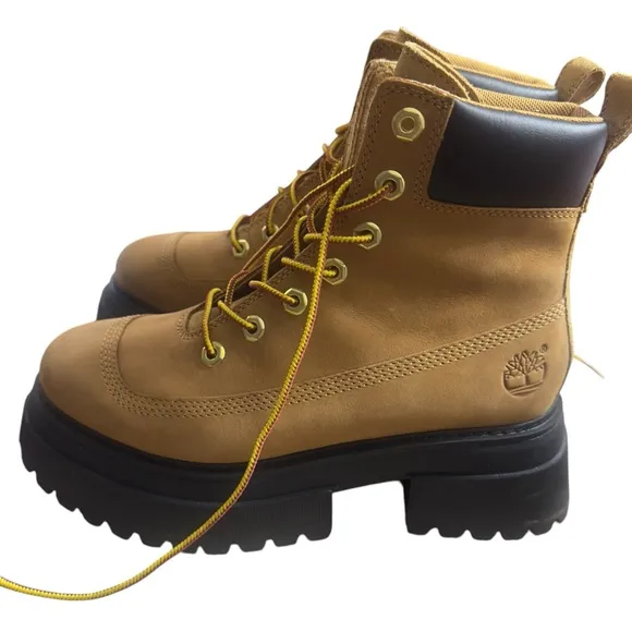 Timberland Sky 6-Inch Lace Up Wheat Nubuck Boots Size 7