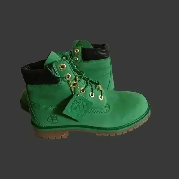 Timberland wintergreen &quot;6&quot; waterproof boots unisex size 6
