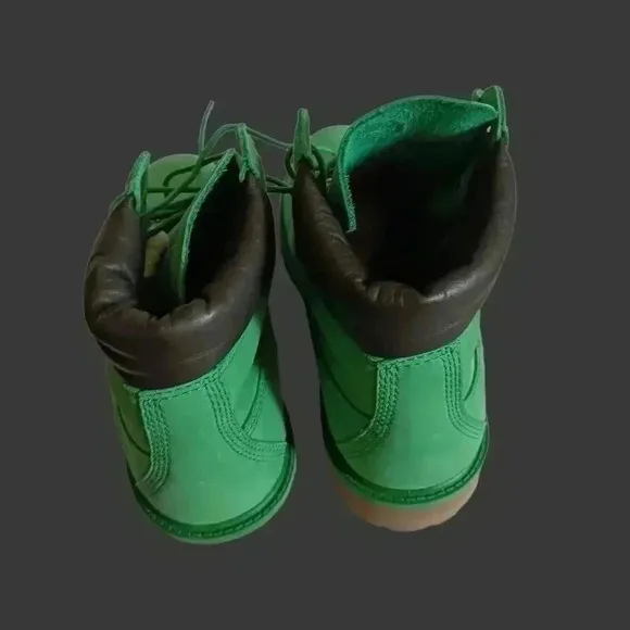 Timberland wintergreen &quot;6&quot; waterproof boots unisex size 6