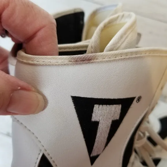 Title Boxing Mid-Top MMA Boxing Kickboxing Boxing Shoes