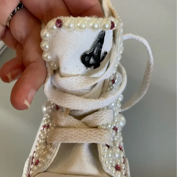 Toddler converse blinged out! Size 5