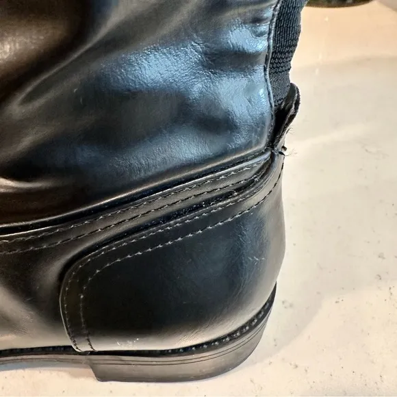 TOMMY HILFIGER Ivane Black Leather Boots with Sliver Monogram