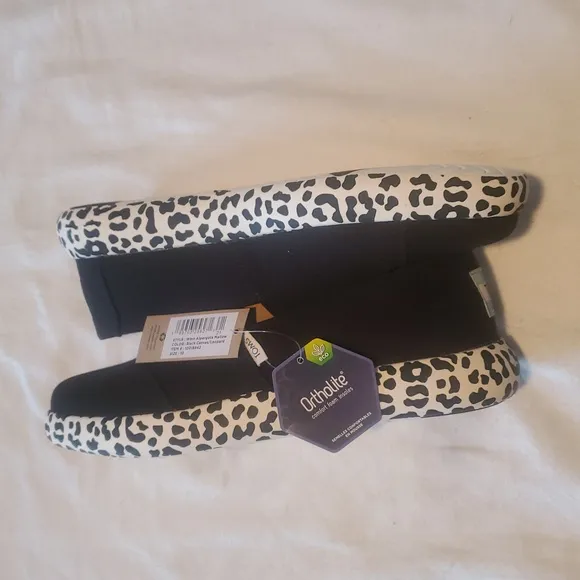 TOMS Black Canvas Leopard Ortholite Slip-On Shoes Sz. 10 Sneakers