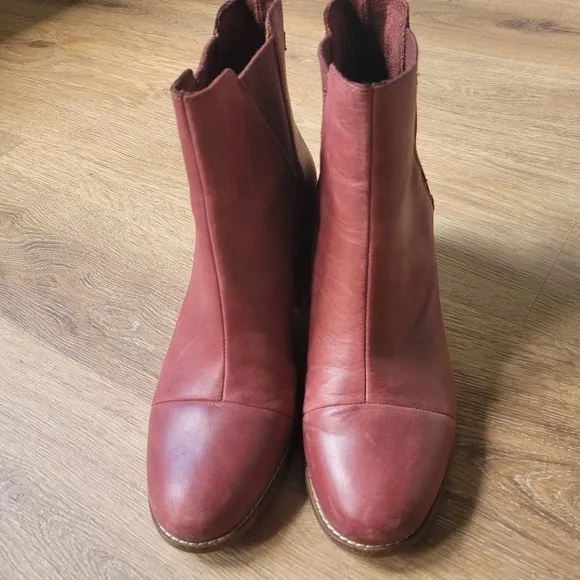 TOMS ESME LEATHER CHELSEA Women's Boots - BURNT HENNA US 9