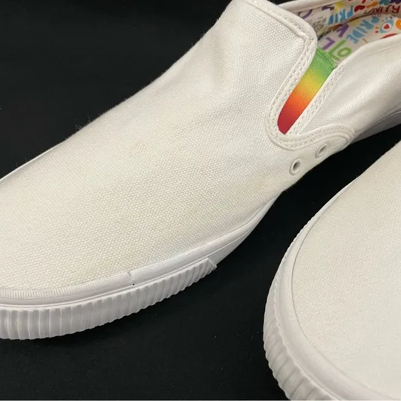 TOMS Men’s Baja Unity Rainbow LGBTQ White Slip-On Sneakers Size 11