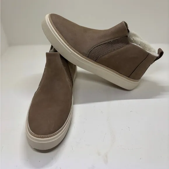 TOMS New Women’s size 9 Bryce Suede Faux Fur Trim High Top Sneakers