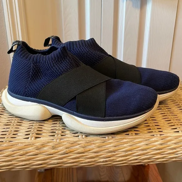 Tory Burch Bubble Sock Sneakers in Navy sz 6.5