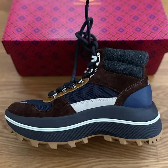 Tory Burch NIB Adventure Hiker Boots (8)