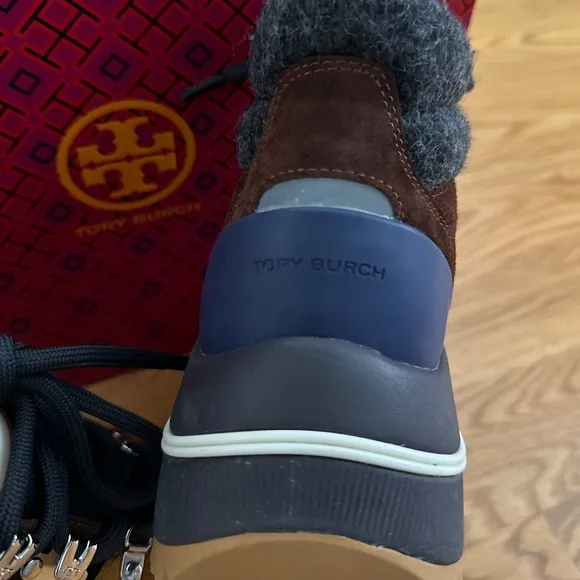 Tory Burch NIB Adventure Hiker Boots (8)
