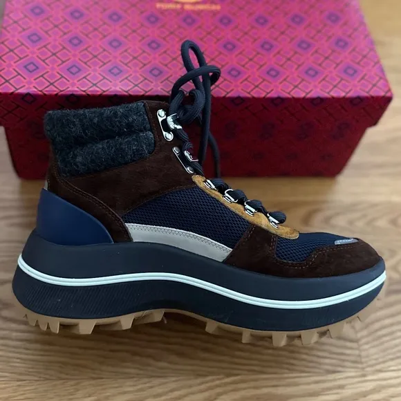 Tory Burch NIB Adventure Hiker Boots (8)