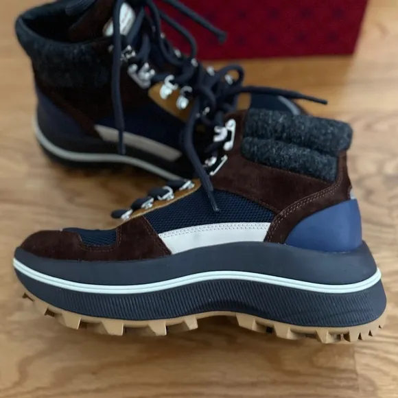 Tory Burch NIB Adventure Hiker Boots (8)