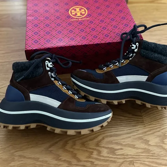 Tory Burch NIB Adventure Hiker Boots (8)