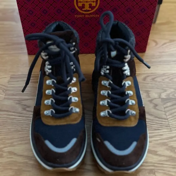 Tory Burch NIB Adventure Hiker Boots (8)