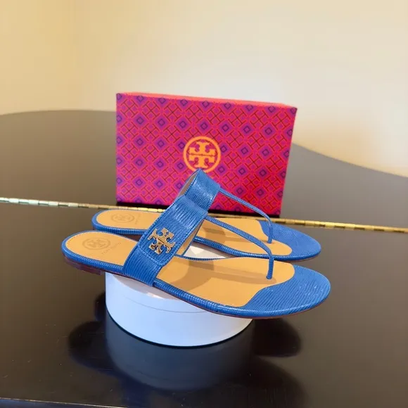 Tory Burch NWT Luxury Summer Beach Vacation Minimalist Authentic Kira Sandal