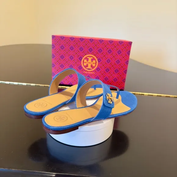 Tory Burch NWT Luxury Summer Beach Vacation Minimalist Authentic Kira Sandal