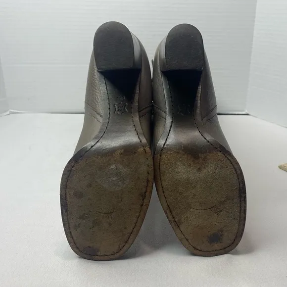 Tory Burch Pebbled Leather Back Zip Tall Block Heeled Buckle Boots Olive Size 9