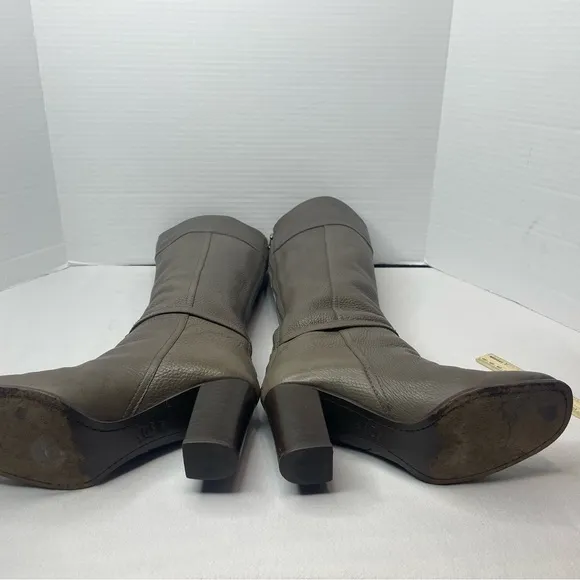 Tory Burch Pebbled Leather Back Zip Tall Block Heeled Buckle Boots Olive Size 9