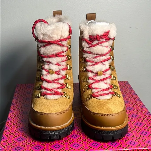 TORY BURCH thea shearling boots size6 color/rhum natural 202 rubberized leather