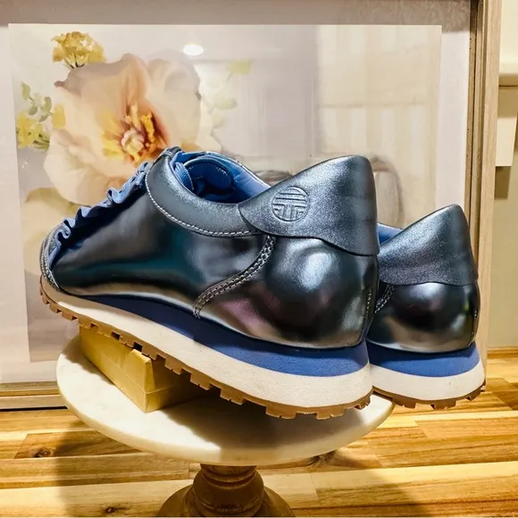 Tory Burch Tory Sport - Ruffles Trainer in Ace Blue Metallic, Size 8.5M, EUC