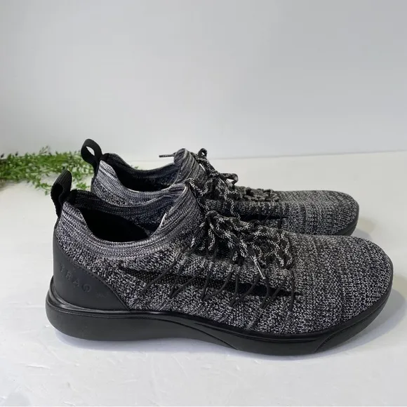 Traq by Alegria SYNQ Black &amp; Grey Comfort Walking Sneakers Size 38 8-8.5