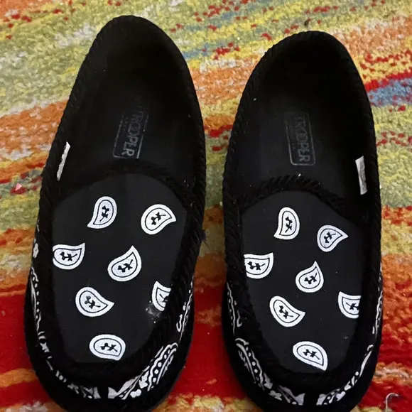 Trooper Men's Black Slip-On Shoes Size 10