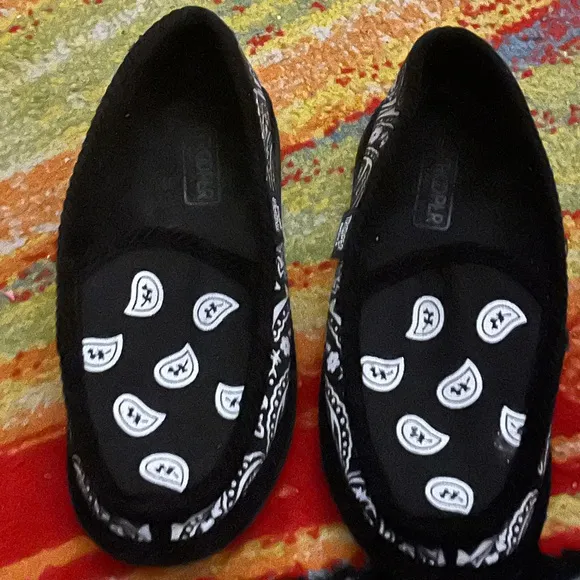 Trooper Men's Black Slip-On Shoes Size 10