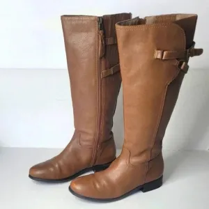 TROTTERS Lucky Leather Boots.  Size 7.5