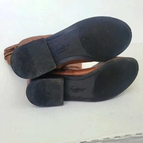 TROTTERS Lucky Leather Boots.  Size 7.5