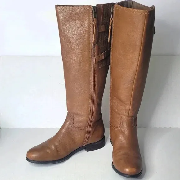 TROTTERS Lucky Leather Boots.  Size 7.5