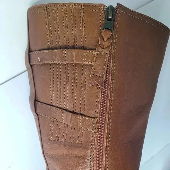 TROTTERS Lucky Leather Boots.  Size 7.5