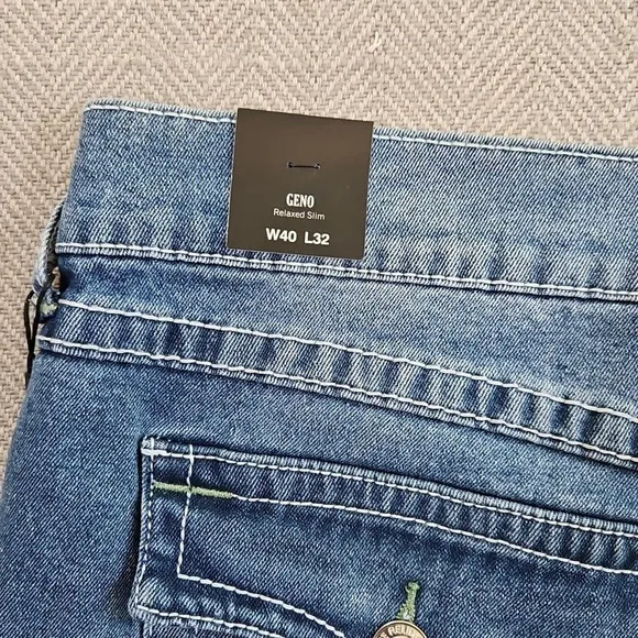 True Religion Geno Men's Size 40x32 Relaxed Slim Big Flap Medium Heavenly Wash